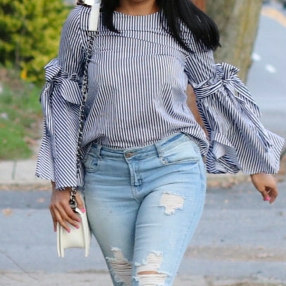 Final price Ruffled bell sleeves - Picture 2 of 5